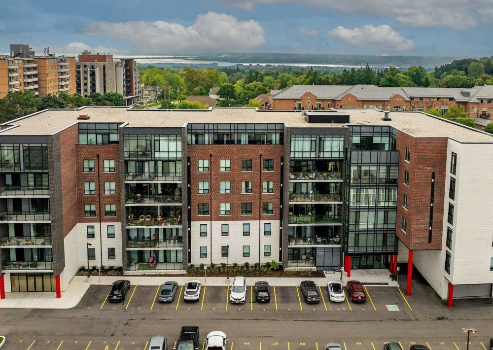 Waterdown Condos Waterdown Condos Real Estate - Yama (Waterdown Realtor), Real Estate Broker